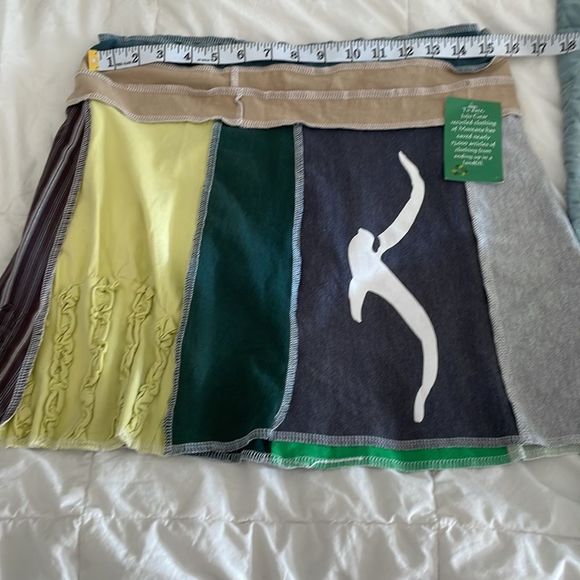 Nwt Unique skirt re-made clothing size extra small - Picture 5 of 6